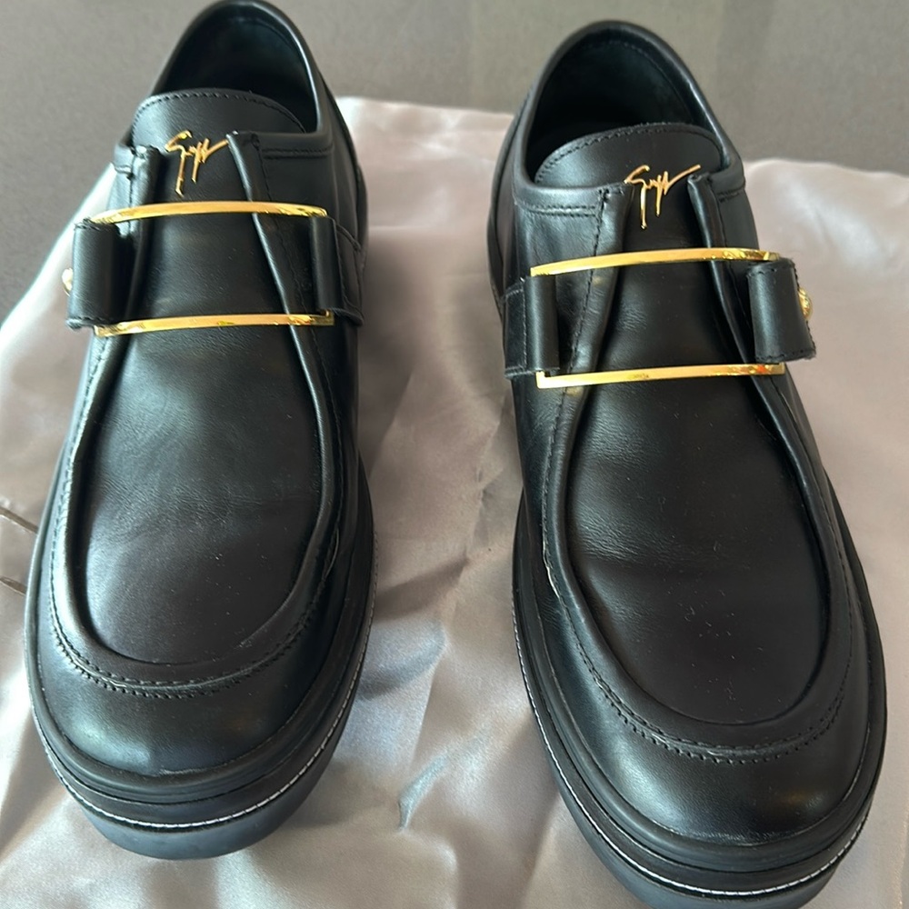 Zannoti new shoes. Black men’s size 43 European